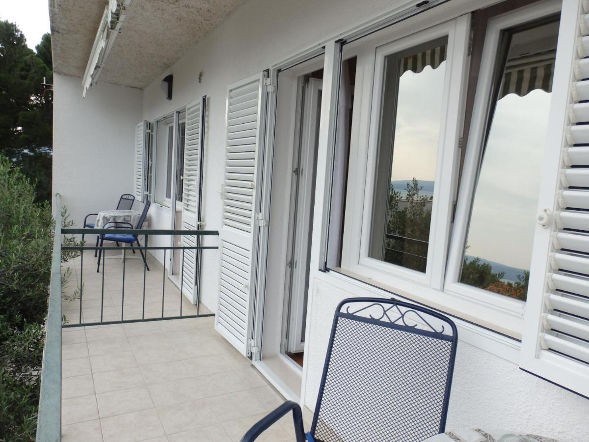 Apartmani Stipan Brela Esterno foto