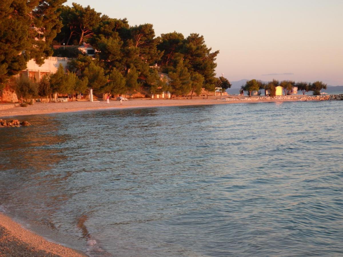Apartmani Stipan Brela Esterno foto