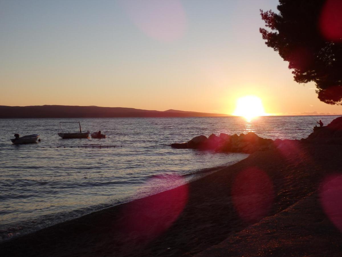 Apartmani Stipan Brela Esterno foto