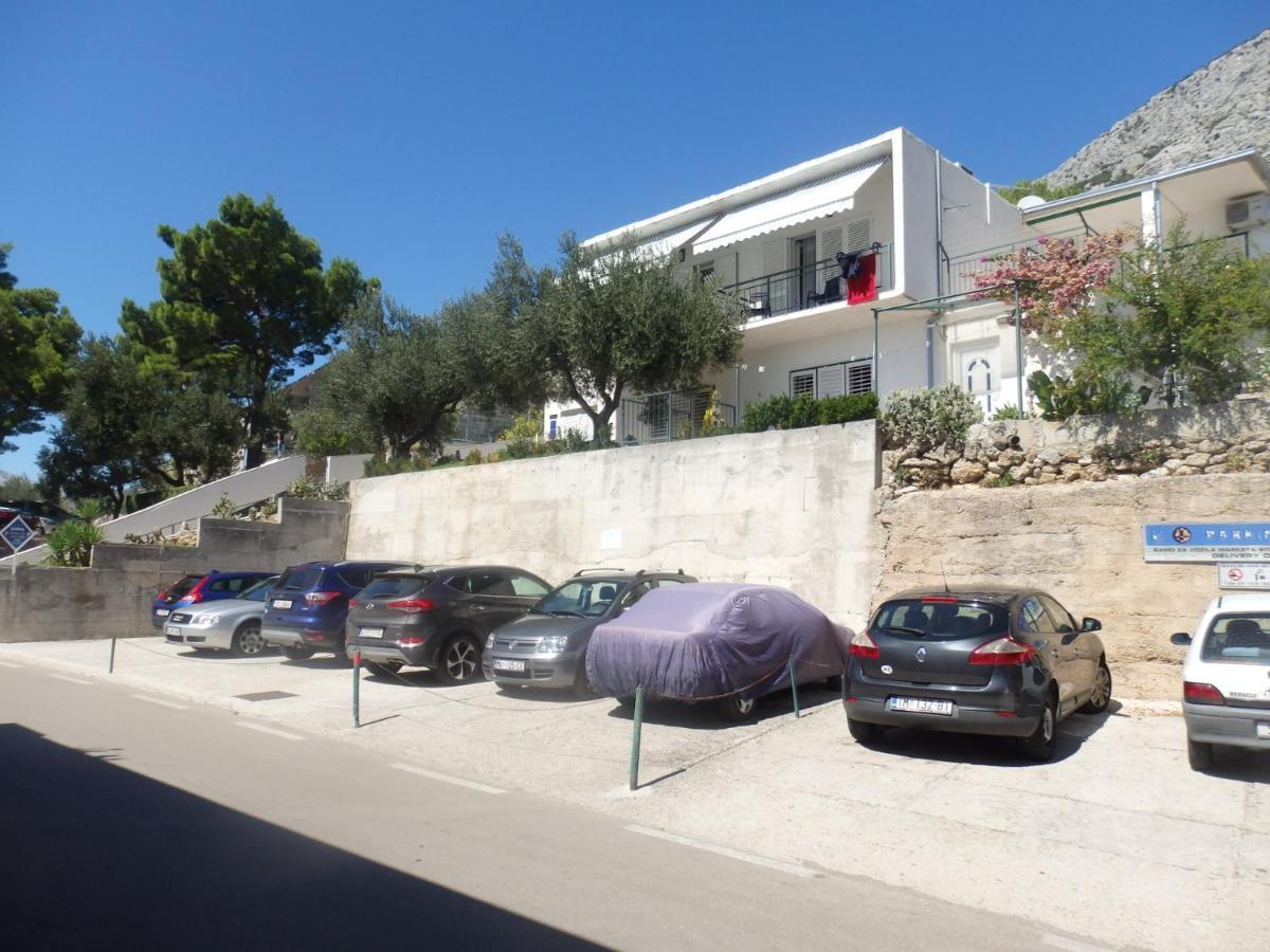 Apartmani Stipan Brela Esterno foto