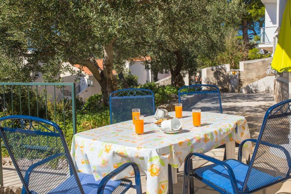 Apartmani Stipan Brela Esterno foto
